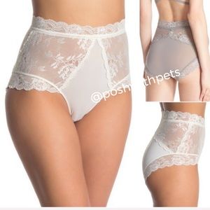 Free People NWT Dream Of Me High Waist Scalloped Undies Panties Ivory XSmall New